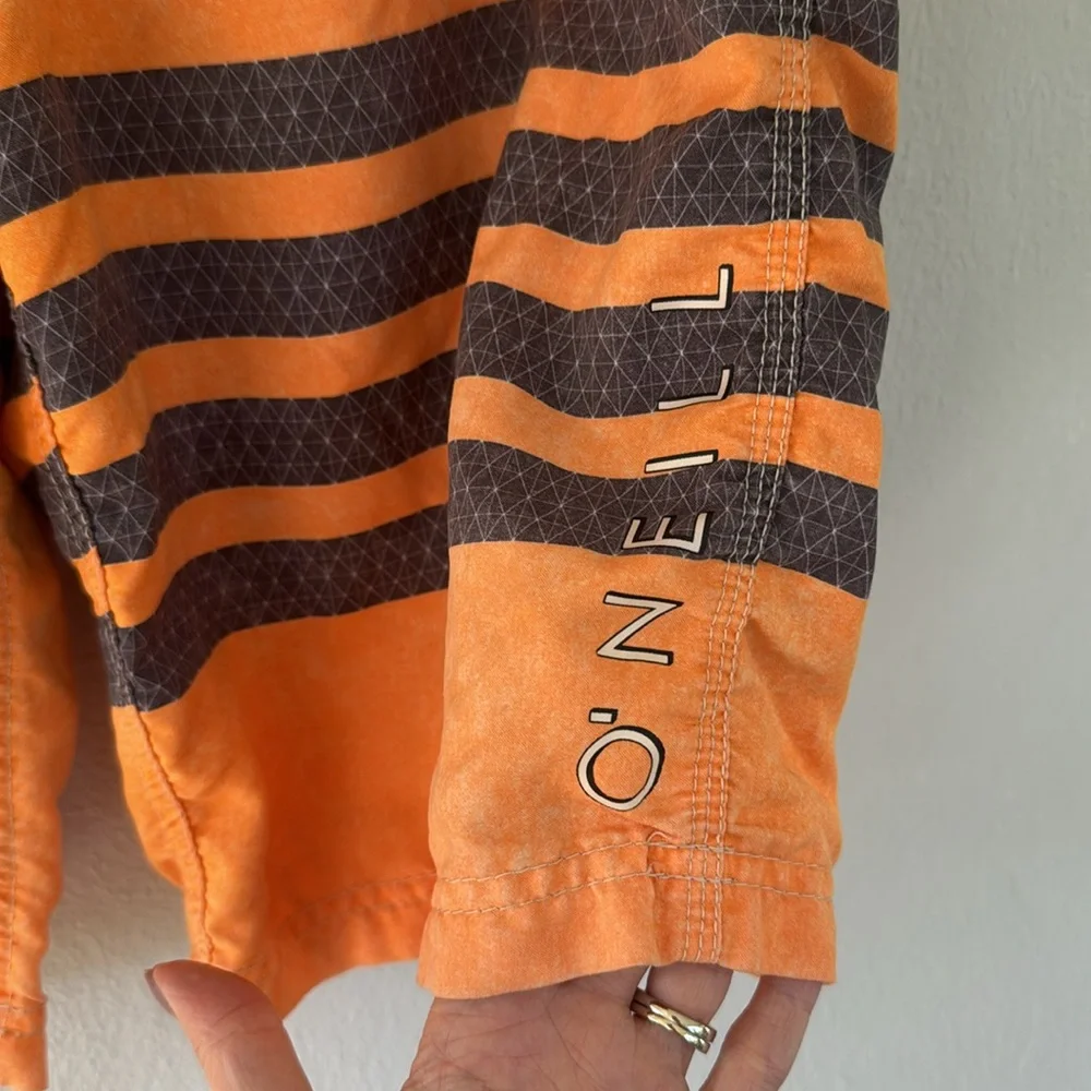 O’NEILL men’s orange stripe tie waist board shorts size 34